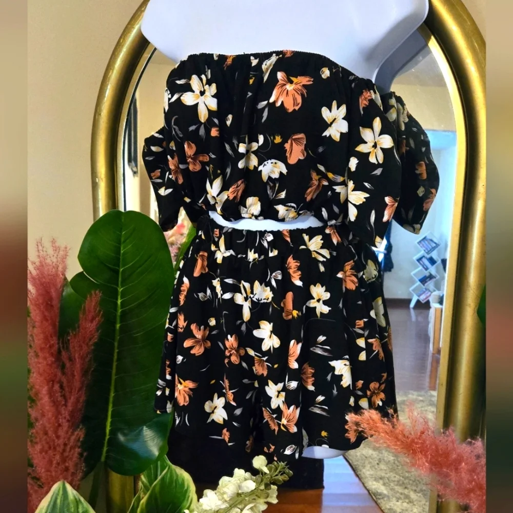 2 PC Floral OFF Shoulder Matching Set.